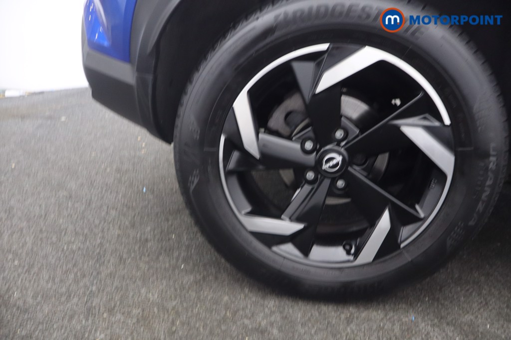 Nissan Juke N-Connecta Manual Petrol SUV - Stock Number (1661588) - 28th supplementary image