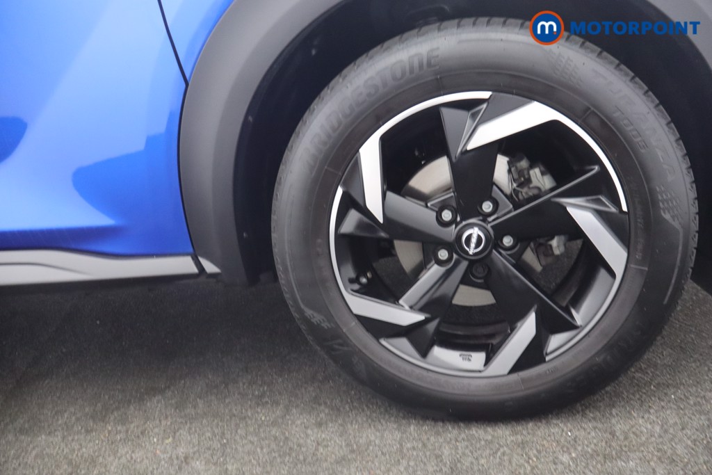Nissan Juke N-Connecta Manual Petrol SUV - Stock Number (1661588) - 29th supplementary image