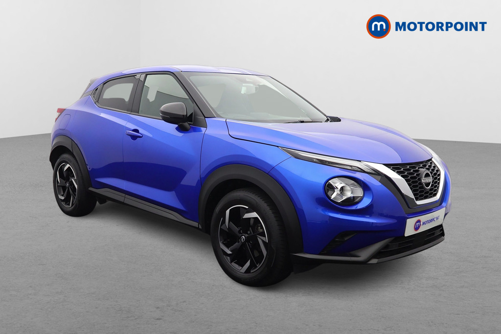 Nissan Juke N-Connecta Manual Petrol SUV - Stock Number (1661588) - Drivers side front corner