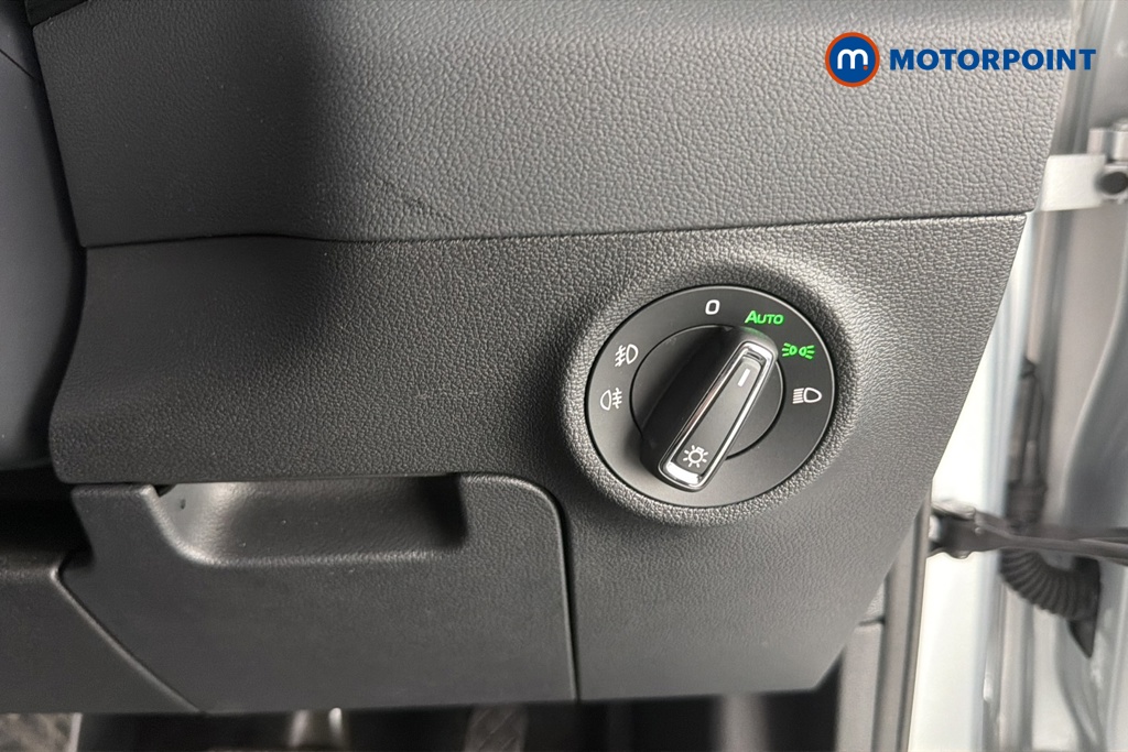 Skoda Karoq Se L Automatic Petrol SUV - Stock Number (1662081) - 11th supplementary image