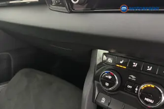 Skoda Karoq Se L Automatic Petrol SUV - Stock Number (1662081) - 14th supplementary image