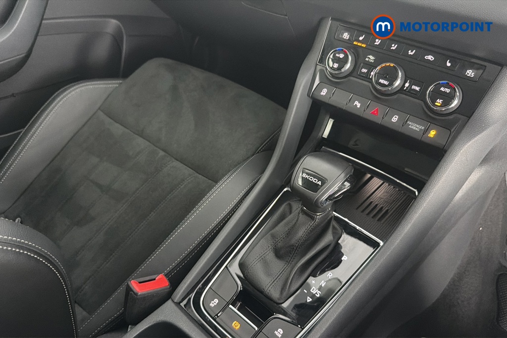 Skoda Karoq Se L Automatic Petrol SUV - Stock Number (1662081) - 15th supplementary image