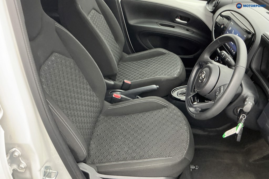 Toyota Aygo X Edge Automatic Petrol Hatchback - Stock Number (1662485) - 5th supplementary image