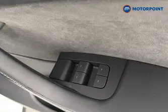 Tesla Model Y Long Range Automatic Electric SUV - Stock Number (1663831) - 19th supplementary image