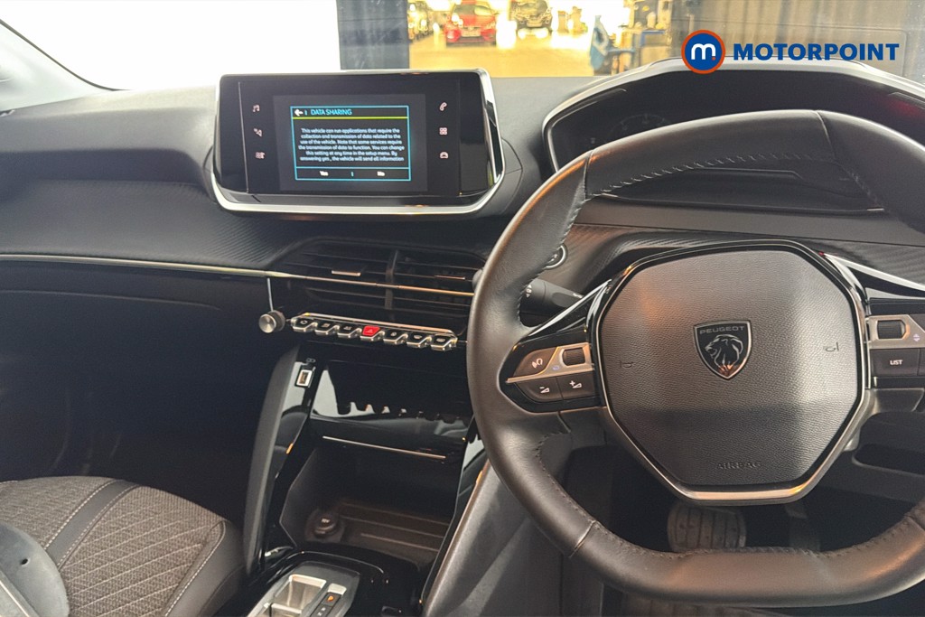 Peugeot 208 Style Automatic Electric Hatchback - Stock Number (1664297) - 1st supplementary image