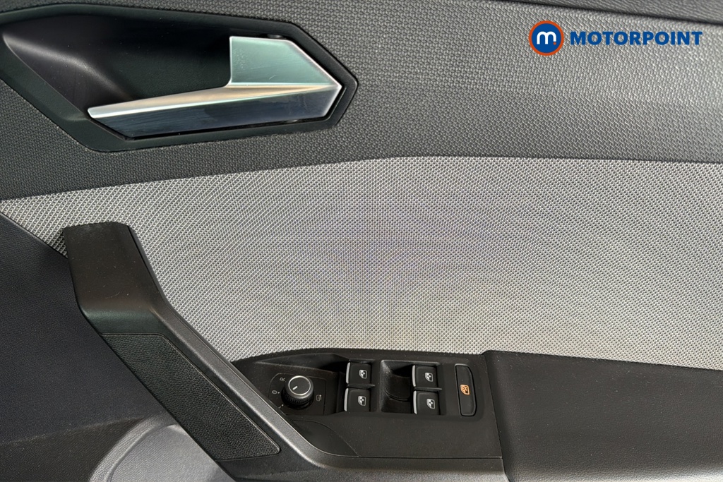 Seat Leon Se Dynamic Manual Petrol Hatchback - Stock Number (1664298) - 19th supplementary image