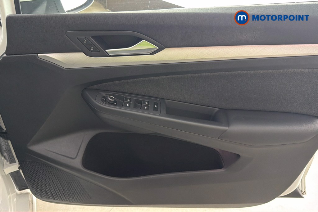 Volkswagen Golf Life Manual Petrol Hatchback - Stock Number (1664600) - 19th supplementary image