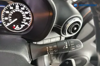 Nissan Juke N-Connecta Automatic Petrol SUV - Stock Number (1666053) - 6th supplementary image