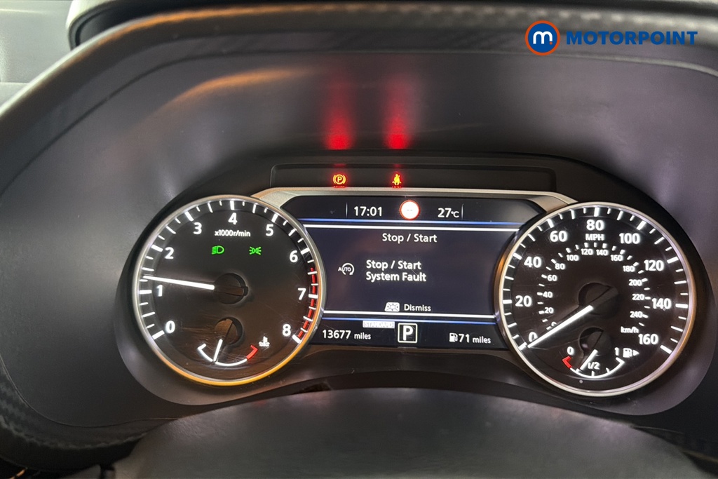 Nissan Juke N-Connecta Automatic Petrol SUV - Stock Number (1666053) - 7th supplementary image