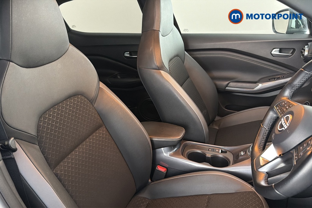 Nissan Juke N-Connecta Automatic Petrol SUV - Stock Number (1666053) - 22nd supplementary image