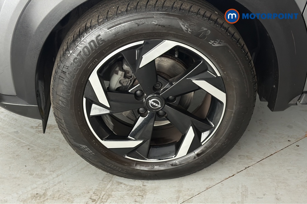 Nissan Juke N-Connecta Automatic Petrol SUV - Stock Number (1666053) - 44th supplementary image