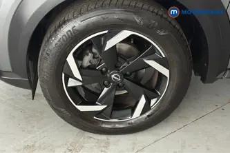Nissan Juke N-Connecta Automatic Petrol SUV - Stock Number (1666053) - 44th supplementary image