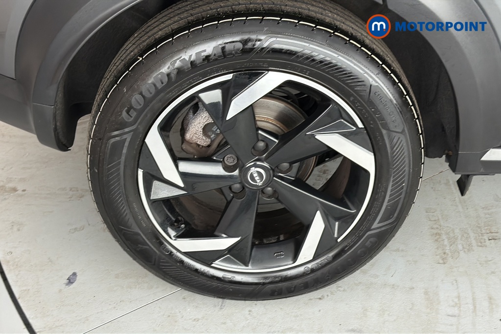 Nissan Juke N-Connecta Automatic Petrol SUV - Stock Number (1666053) - 46th supplementary image