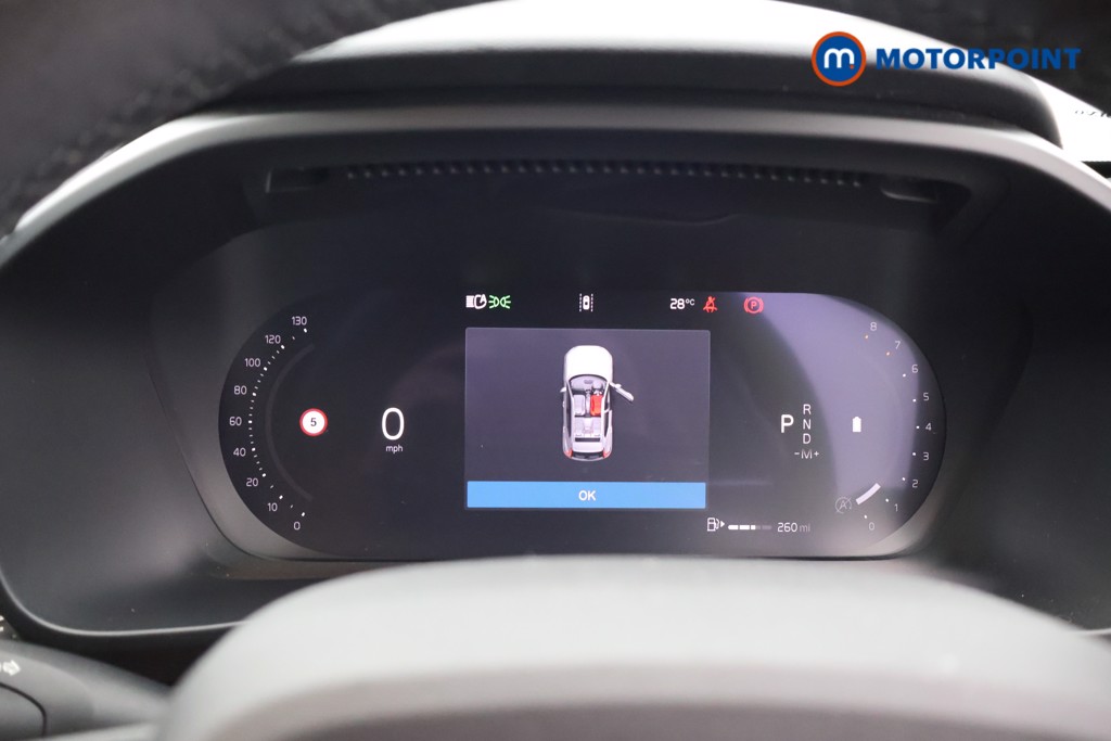 Volvo Xc40 Plus Automatic Petrol SUV - Stock Number (1666444) - 4th supplementary image
