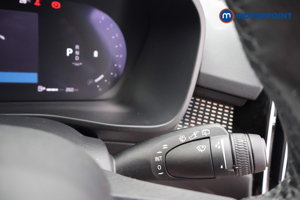 Volvo Xc40 Plus Automatic Petrol SUV - Stock Number (1666444) - 6th supplementary image
