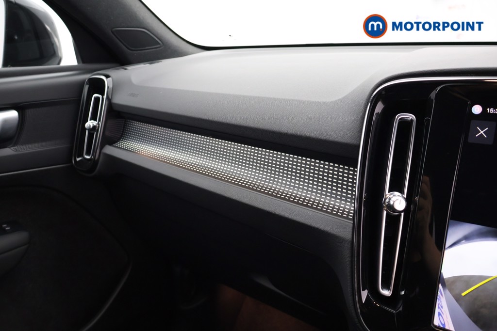 Volvo Xc40 Plus Automatic Petrol SUV - Stock Number (1666444) - 11th supplementary image