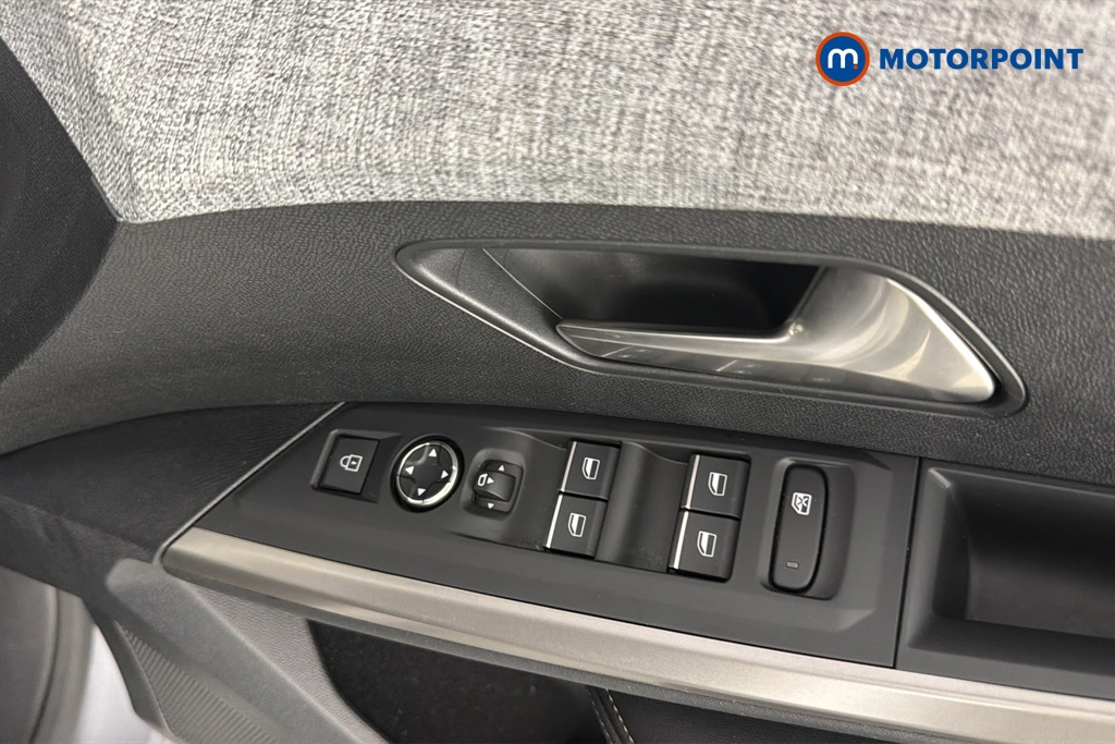 Peugeot 5008 GT Automatic Electric SUV - Stock Number (1666940) - 19th supplementary image