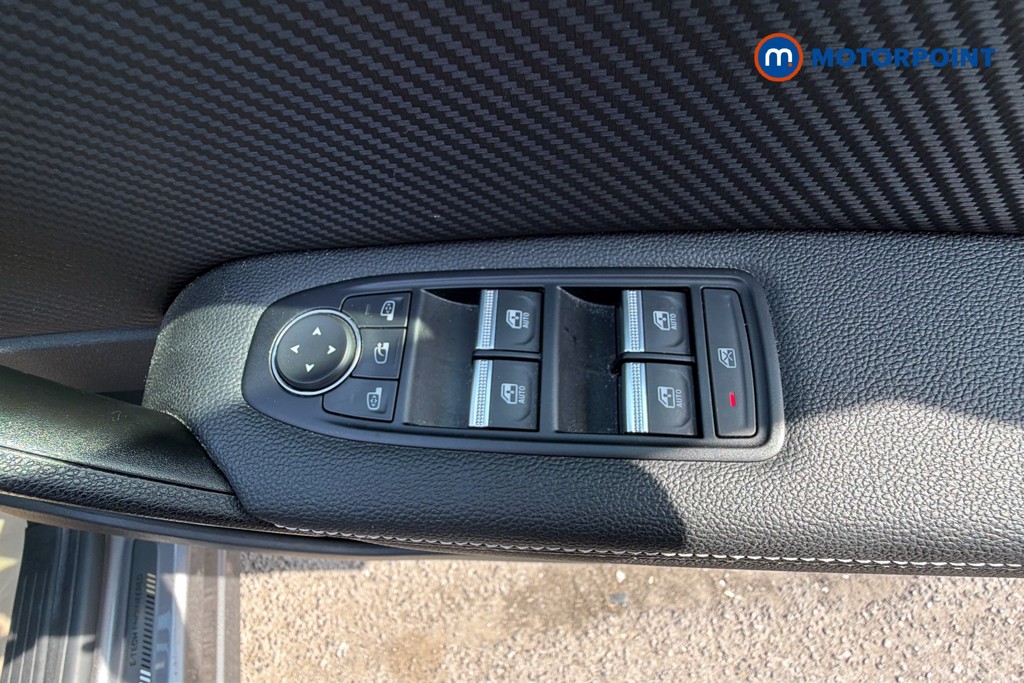 Renault Captur Engineered Automatic Petrol-Electric Hybrid SUV - Stock Number (1667023) - 19th supplementary image