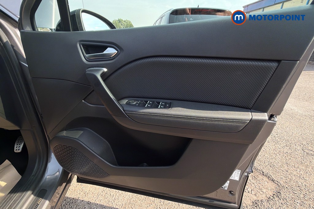 Renault Captur Engineered Automatic Petrol-Electric Hybrid SUV - Stock Number (1667023) - 38th supplementary image