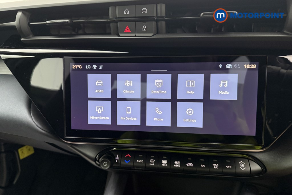 Alfa Romeo Junior 1.2 Turbo Ibrida 5Dr Auto Automatic Petrol SUV - Stock Number (1667351) - 24th supplementary image