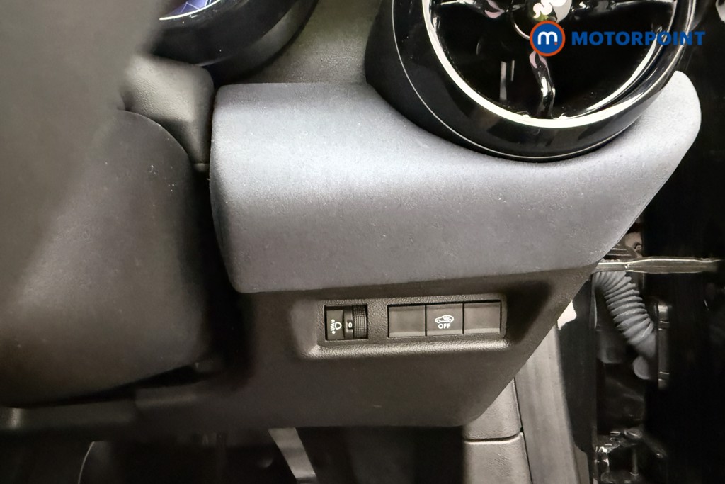 Alfa Romeo Junior 1.2 Turbo Ibrida 5Dr Auto Automatic Petrol SUV - Stock Number (1667351) - 37th supplementary image