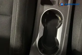 Renault Captur Iconic Manual Petrol SUV - Stock Number (1667744) - 16th supplementary image