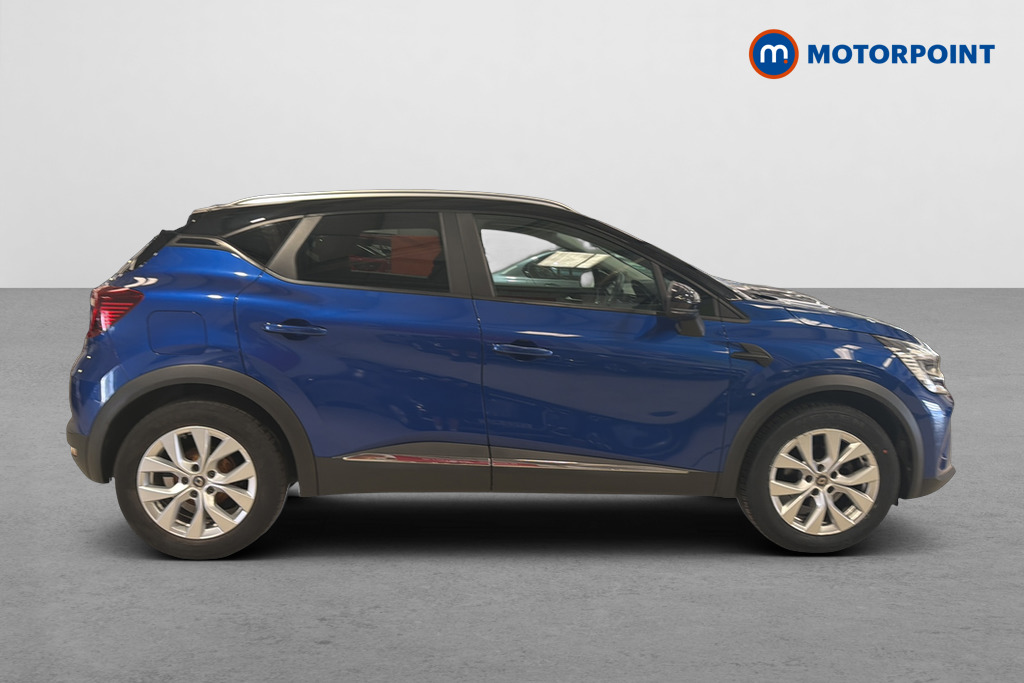 Renault Captur Iconic Manual Petrol SUV - Stock Number (1667744) - Passenger side