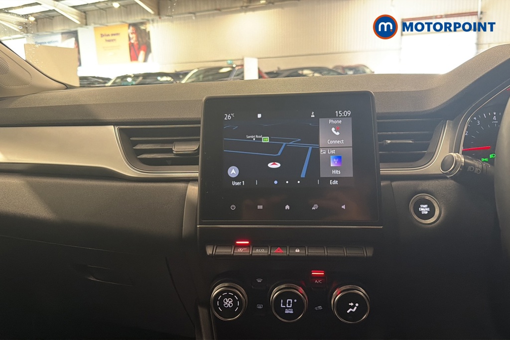 Renault Captur Iconic Manual Petrol SUV - Stock Number (1667744) - 1st supplementary image