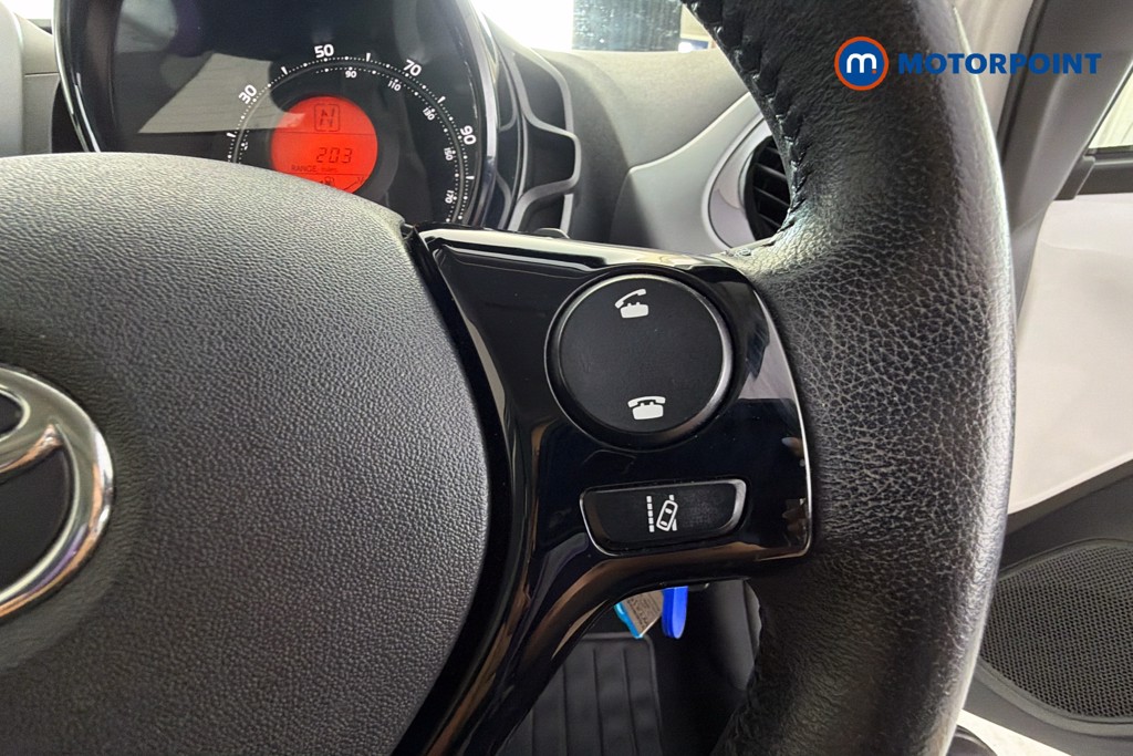 Toyota Aygo X-Play Automatic Petrol Hatchback - Stock Number (1668045) - 4th supplementary image