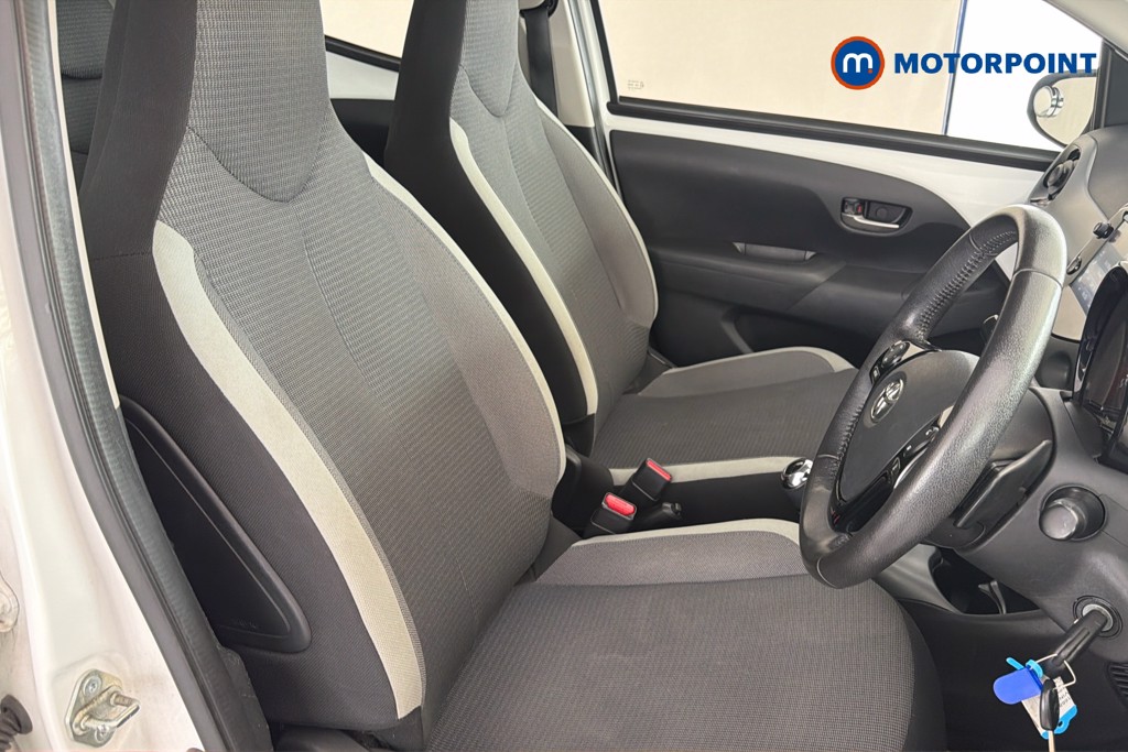 Toyota Aygo X-Play Automatic Petrol Hatchback - Stock Number (1668045) - 22nd supplementary image