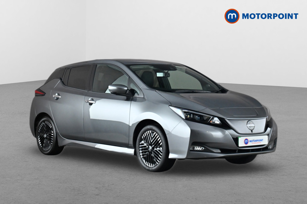Nissan Leaf Tekna Automatic Electric Hatchback - Stock Number (1668064) - Drivers side front corner