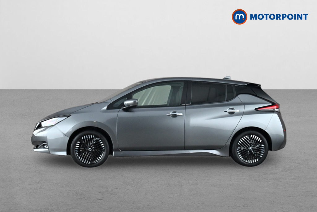 Nissan Leaf Tekna Automatic Electric Hatchback - Stock Number (1668064) - Passenger side
