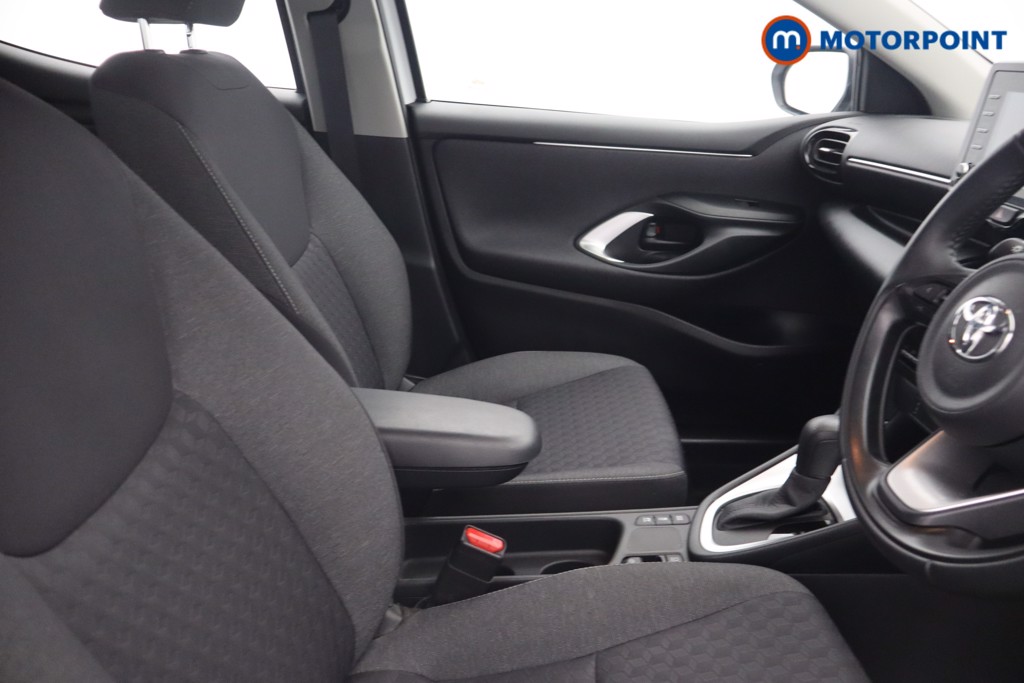 Toyota Yaris Icon Automatic Petrol-Electric Hybrid Hatchback - Stock Number (1668222) - 11th supplementary image