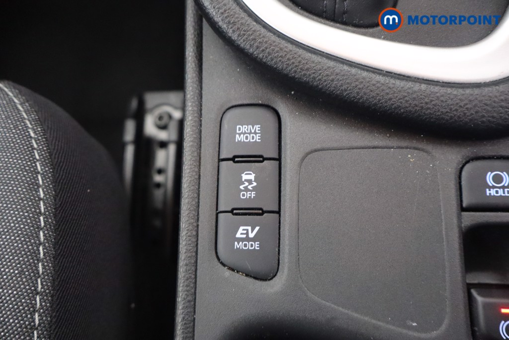 Toyota Yaris Icon Automatic Petrol-Electric Hybrid Hatchback - Stock Number (1668222) - 17th supplementary image