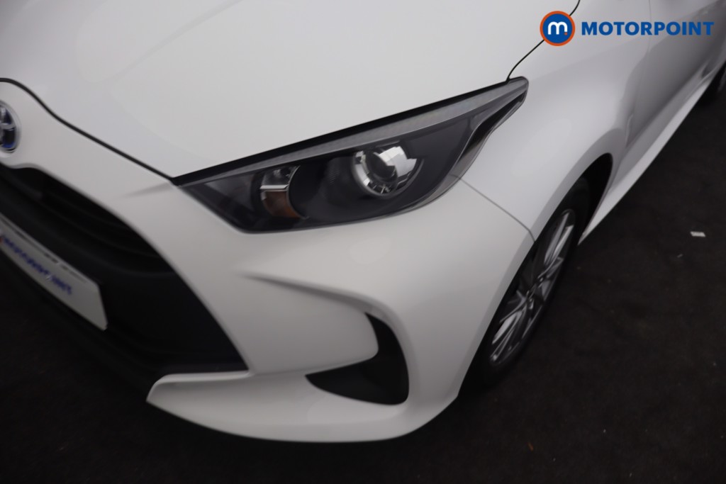 Toyota Yaris Icon Automatic Petrol-Electric Hybrid Hatchback - Stock Number (1668222) - 22nd supplementary image
