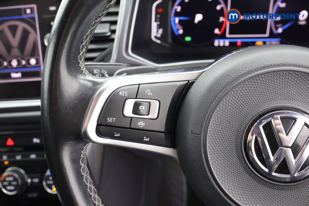 Volkswagen T-Roc R-Line Automatic Petrol SUV - Stock Number (1668291) - 6th supplementary image