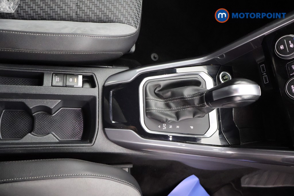 Volkswagen T-Roc R-Line Automatic Petrol SUV - Stock Number (1668291) - 13th supplementary image