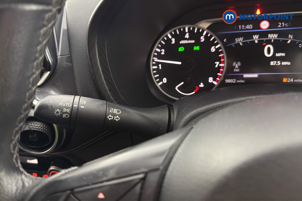 Nissan Juke N-Connecta Manual Petrol SUV - Stock Number (1668345) - 6th supplementary image