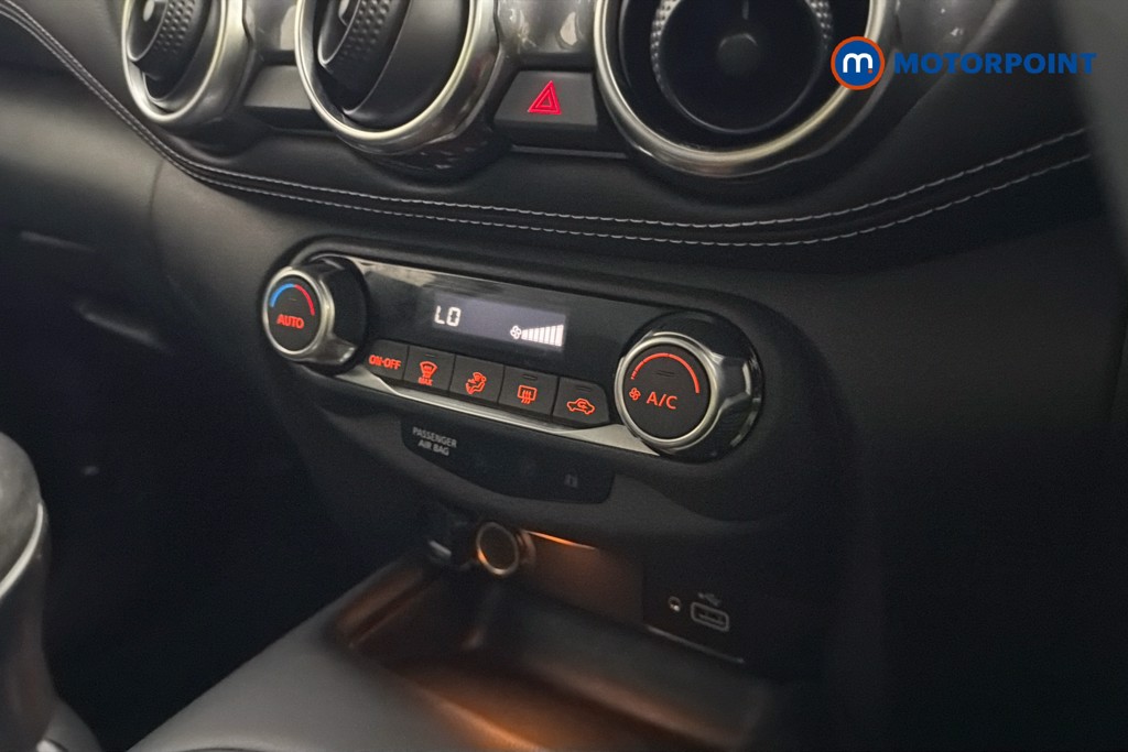 Nissan Juke N-Connecta Manual Petrol SUV - Stock Number (1668345) - 12th supplementary image