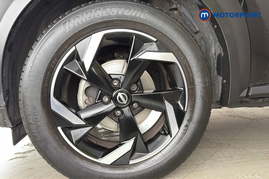 Nissan Juke N-Connecta Manual Petrol SUV - Stock Number (1668345) - 47th supplementary image