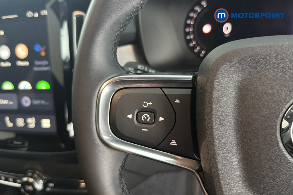 Volvo Xc40 Core Automatic Petrol SUV - Stock Number (1668352) - 4th supplementary image
