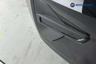 Volvo Xc40 Core Automatic Petrol SUV - Stock Number (1668352) - 38th supplementary image