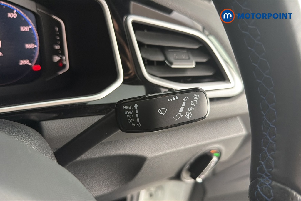 Volkswagen T-Roc R Automatic Petrol SUV - Stock Number (1668408) - 6th supplementary image