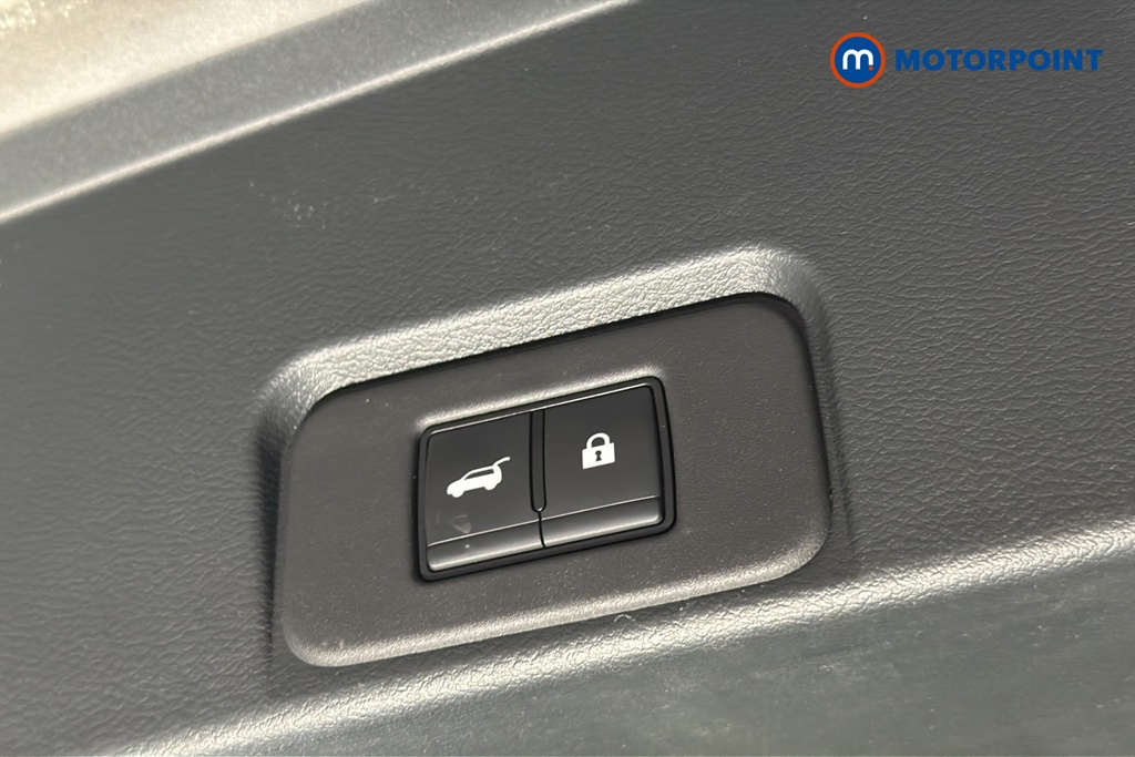 Nissan X-Trail Tekna Automatic Petrol-Electric Hybrid SUV - Stock Number (1668411) - 35th supplementary image