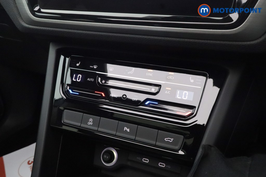 Volkswagen Touran Match Manual Petrol People Carrier - Stock Number (1668484) - 5th supplementary image