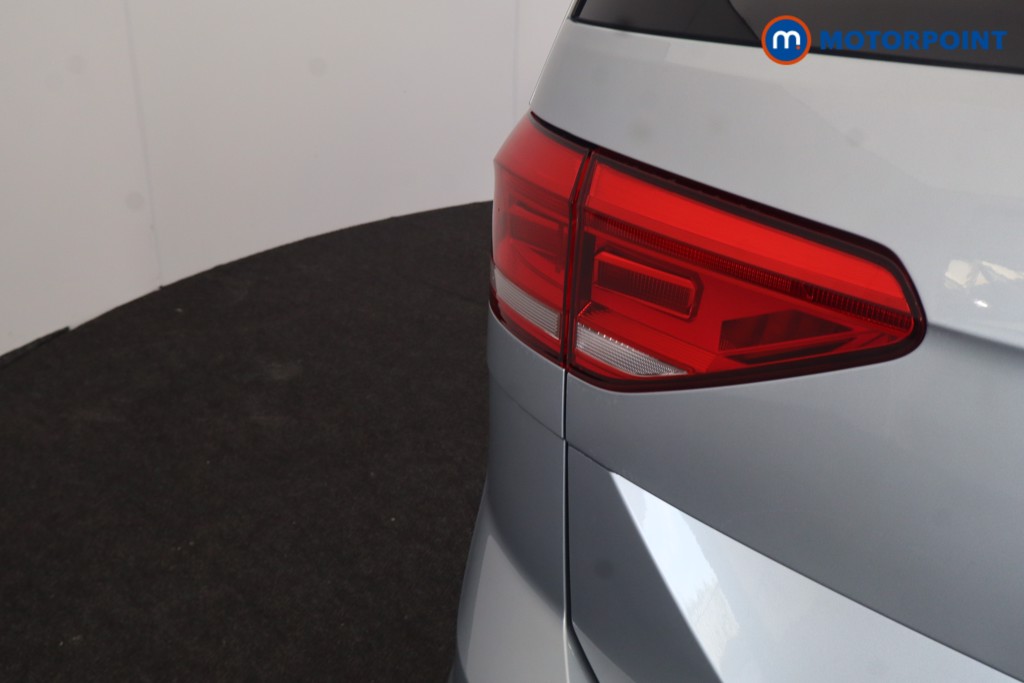 Volkswagen Touran Match Manual Petrol People Carrier - Stock Number (1668484) - 37th supplementary image