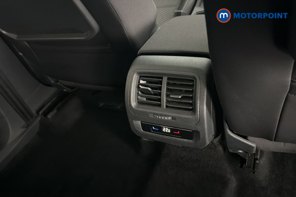 Volkswagen Touran Match Automatic Petrol People Carrier - Stock Number (1668501) - 28th supplementary image