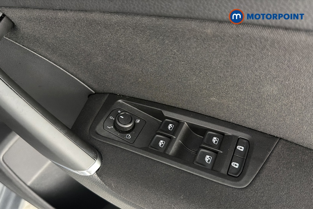 Volkswagen Touran Match Manual Petrol People Carrier - Stock Number (1668508) - 19th supplementary image