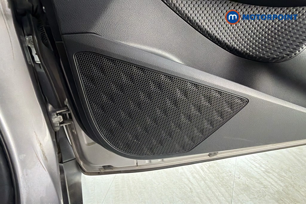 Toyota C-Hr Icon Manual Petrol SUV - Stock Number (1668626) - 21st supplementary image