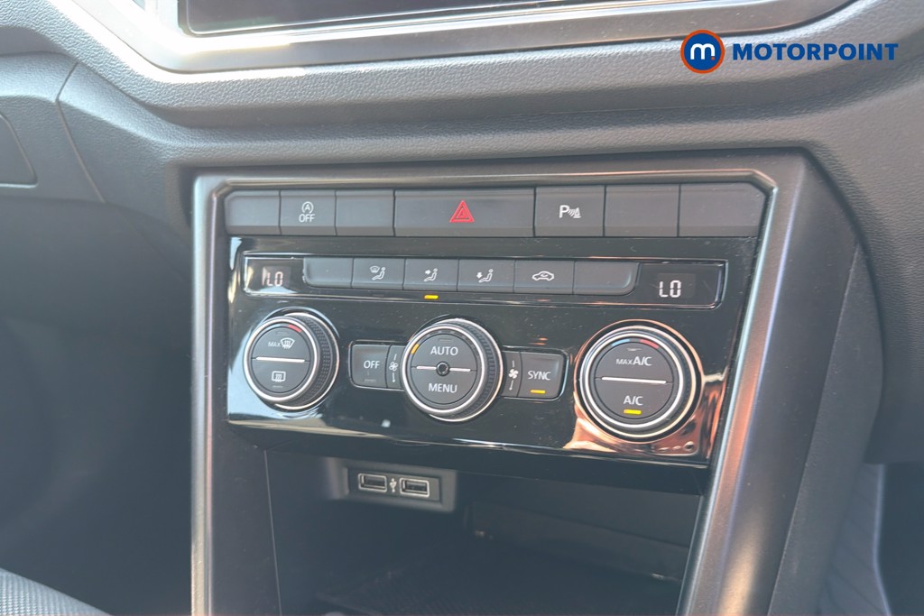 Volkswagen T-Roc SE Manual Petrol SUV - Stock Number (1668730) - 2nd supplementary image